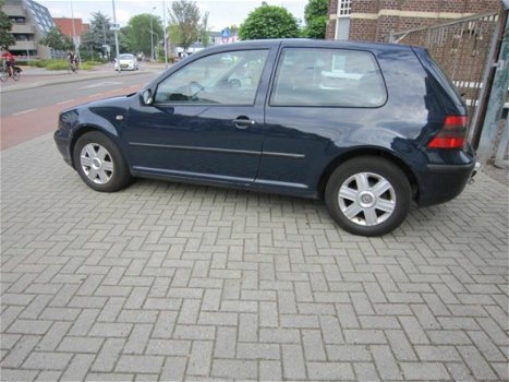 Volkswagen Golf - 1.4-16V - 1