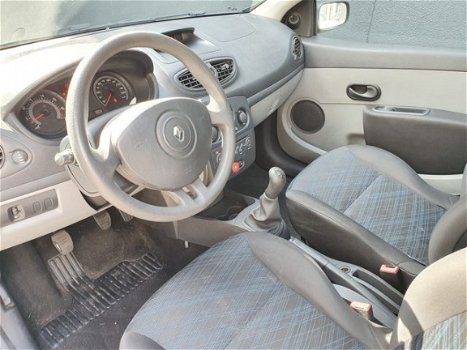 Renault Clio - 1.2-16V AIRCO PANORAMADAK - 1