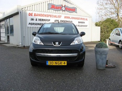 Peugeot 107 - XS 1.0 12V Vvti Airco + elektr.pakket+NAP NL auto - 1