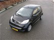 Peugeot 107 - XS 1.0 12V Vvti Airco + elektr.pakket+NAP NL auto - 1 - Thumbnail