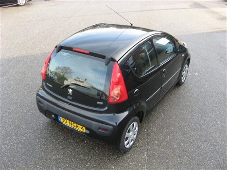 Peugeot 107 - XS 1.0 12V Vvti Airco + elektr.pakket+NAP NL auto - 1