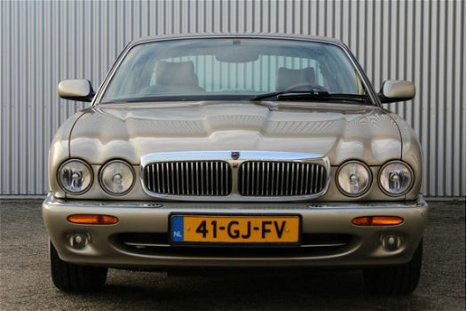 Jaguar Sovereign - XJ 4.0 V8 NED.AUTO 1E EIGENAAR - 1