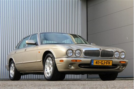 Jaguar Sovereign - XJ 4.0 V8 NED.AUTO 1E EIGENAAR - 1