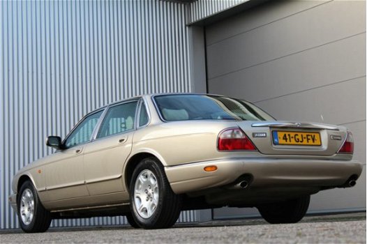 Jaguar Sovereign - XJ 4.0 V8 NED.AUTO 1E EIGENAAR - 1