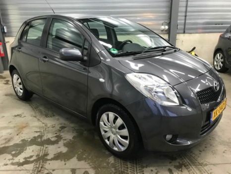 Toyota Yaris - 1.3 VVTi Sol NAP 5drs AIRCO NAVI PDC zeer luxe uitvoering - 1