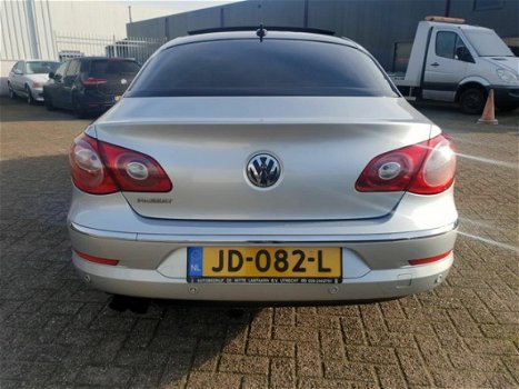 Volkswagen Passat CC - 1.8 TSI 4p. PANORAMA LEER NAVI 18