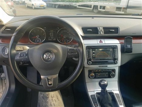 Volkswagen Passat CC - 1.8 TSI 4p. PANORAMA LEER NAVI 18