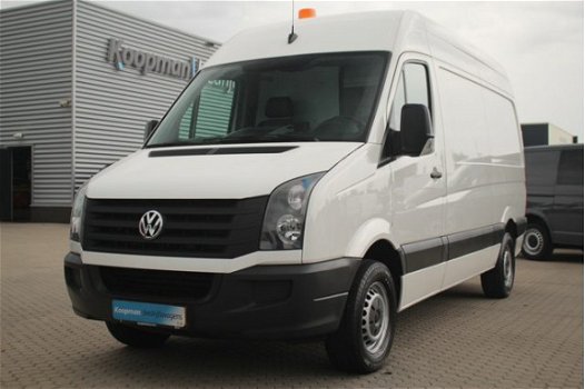 Volkswagen Crafter - 35 2.0TDI 109pk L2H2 | Park. sens. | Trekhaak | Parrot | Inrichting | Kluis | L - 1