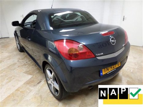 Opel Tigra TwinTop - 1.3 CDTi ZONDAG ' s open van 12-tot 17 uur - 1