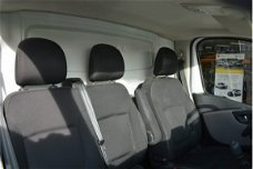 Renault Trafic - 1.6 dCi T29 L2H1 Comfort | Pack Media Nav | Sidebars | Trekhaak | Laadvloer | Lat o