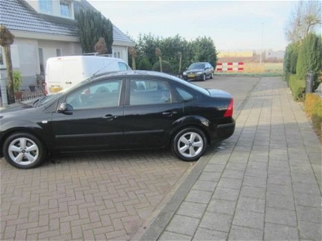 Ford Focus - 1.6-16V Futura 138208 km nap boekjes sleutels kompleet - 1