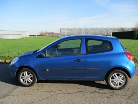 Renault Clio - 1.2-16V Expression - 1