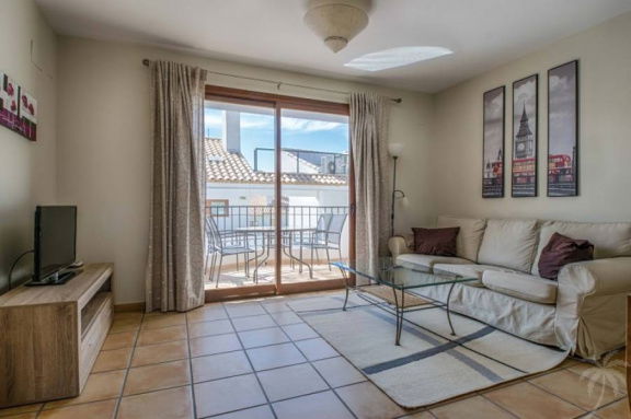 Keurig appartement in ALBIR met balkon bij zwembaden - Afbeelding 4