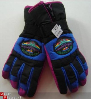 Nieuwe SKI Handschoen M/7½* - 2