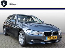 BMW 3-serie Touring - 316i Executive Groot Navigatie Xenon Leder Connect Drive