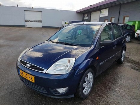 Ford Fiesta - 1.6-16V Ghia - 1