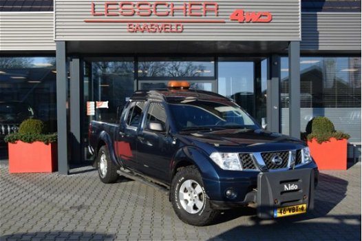 Nissan Navara - 2.5 DCI DUBBEL CABIN SE DPF 4WD VAN - 1