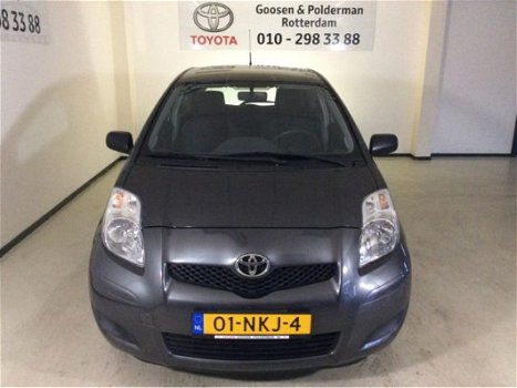 Toyota Yaris - 1.0 VVTi Airco, groot navi - 1