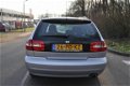 Volvo V40 - 2.0 Luxury CLIMA/CRUISE NIEUWSTAAT DEALER ONDERHOUDEN YOUNGTIMER - 1 - Thumbnail