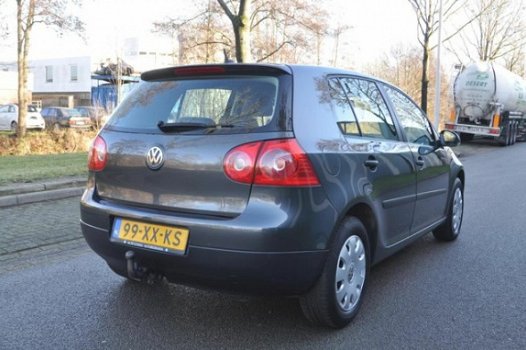 Volkswagen Golf - 1.9 TDI Sportline AUTOMAAT AIRCO/5-DEURS - 1