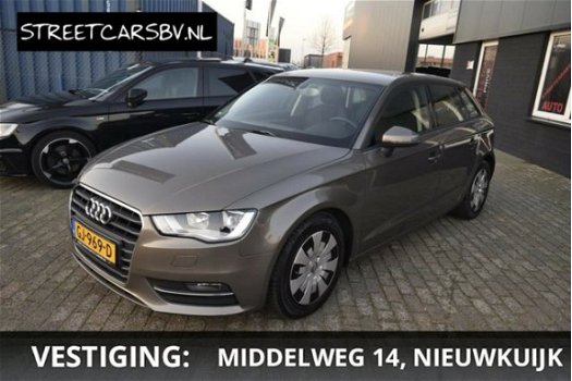 Audi A3 Sportback - 1.6 TDI Ambition Pro Line plus Nieuwstaat - 1