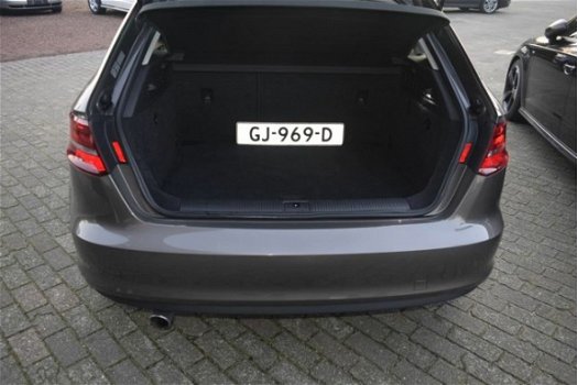 Audi A3 Sportback - 1.6 TDI Ambition Pro Line plus Nieuwstaat - 1
