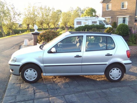 Volkswagen Polo - 1.4 44KW 2001 Grijs 5DR/Elek Pakket/APK/NAP - 1