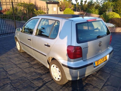 Volkswagen Polo - 1.4 44KW 2001 Grijs 5DR/Elek Pakket/APK/NAP - 1