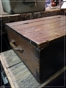 Prachtige oude houten kist - 3