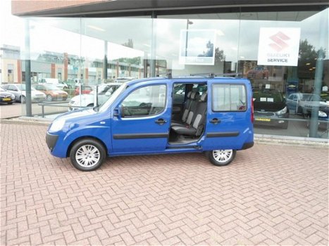 Fiat Doblò - 1.4 Family met AIRCO, 7 PERS - 1