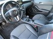 Mercedes-Benz A-klasse - , A180 Bi-Xenon + Led / Navigatie / Parkassist / Trekhaak / 18'' Sportvelge - 1 - Thumbnail