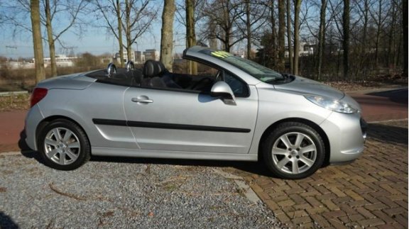 Peugeot 207 CC - 1.6-16V T Féline nl-auto km aantoonbaar leer-intr super mooi - 1