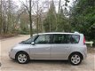 Renault Espace - 3.5 V6 Privilège , Automaat, Panoramadak, Dealer onderhouden, 1e eigenaar. APK 7-7- - 1 - Thumbnail