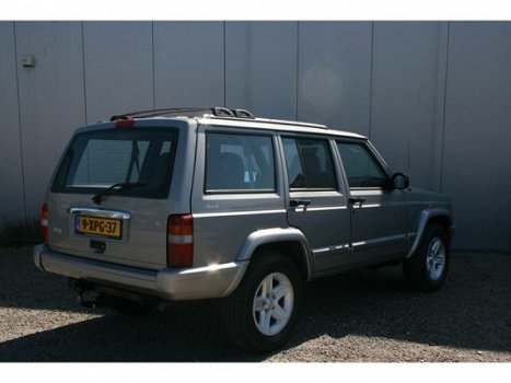 Jeep Cherokee - 4.0 Automaat - 1