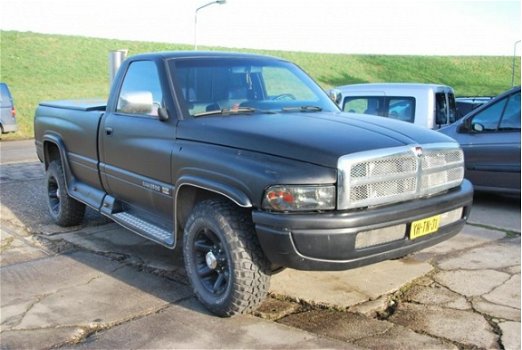 Dodge Ram 2500 - 8.0 Magnum - V10 // - 1