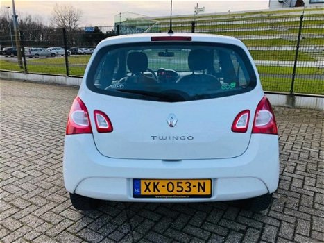 Renault Twingo - 1.2 16V Acces , Boekjes, Cruisecontrole, Airco, Audiosysteem - 1