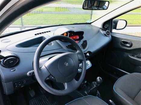 Renault Twingo - 1.2 16V Acces , Boekjes, Cruisecontrole, Airco, Audiosysteem - 1