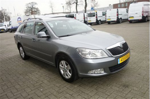 Skoda Octavia Combi - 1.2 TSI Ambition Business Line / navigatie / climate en cruise control / nette - 1