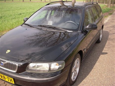 Volvo V70 - 2.4 140PK YOUNGTIMER evt.met derde bankje/lpg g3 - 1