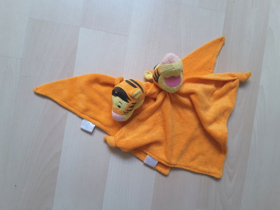 * 263 Panda Disney knuffeldoekje Tijgetje Tiger Winnie de Poeh - nr. 1