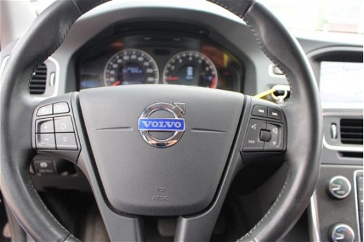 Volvo S60 - 2.0T INTRO EDITION Navigatie Leer 18