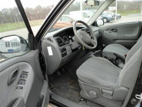 Suzuki Grand Vitara - 2.0 *Airco*4x4 - 1