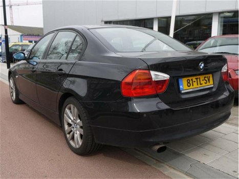 BMW 3-serie - 318i Executive - Navigatie - 1