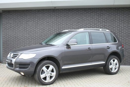 Volkswagen Touareg - 3.0 V6 TDI 240pk Highline Schuifdak Leder - 1