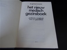 Het nieuw medisch gezinsboek - dr. Gerhard Venzmer