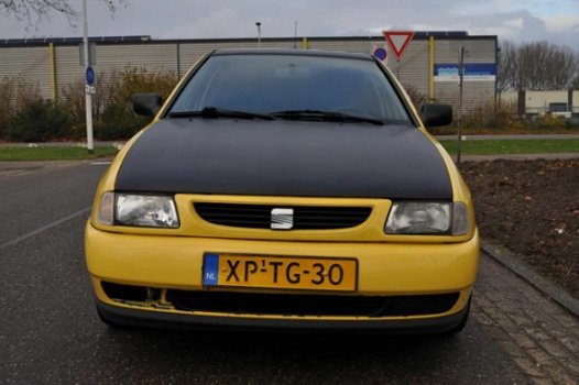 Seat Ibiza - 1.4i Vigo STUURBEKRACHTIGING/LICHTMETALEN VELGEN/APK/NAP/ZUINIG IN VEBRUIK - 1