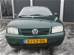 Volkswagen Bora - 1.6 Trendline - 1 - Thumbnail