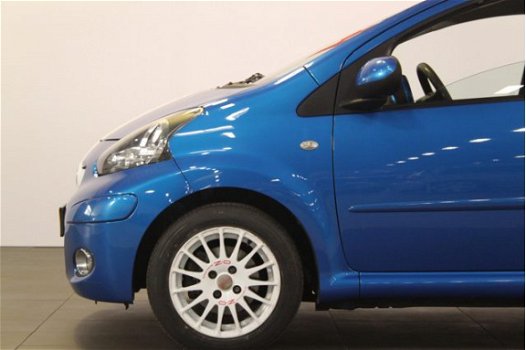 Toyota Aygo - 1.0-12V Dynamic Blue / airco / 5 deurs - 1