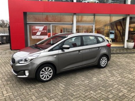 Kia Carens - 1.6 GDi DynamicLine 7 Persoons Navigatie lease vanaf € 184, = per maand info 04925-5889 - 1