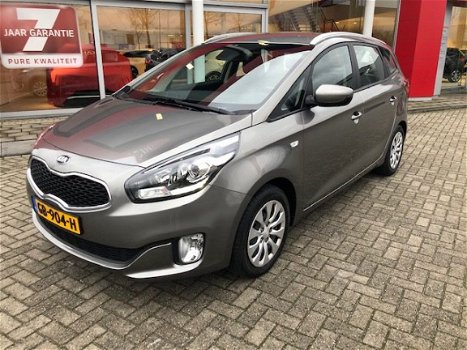 Kia Carens - 1.6 GDi DynamicLine 7 Persoons Navigatie lease vanaf € 184, = per maand info 04925-5889 - 1